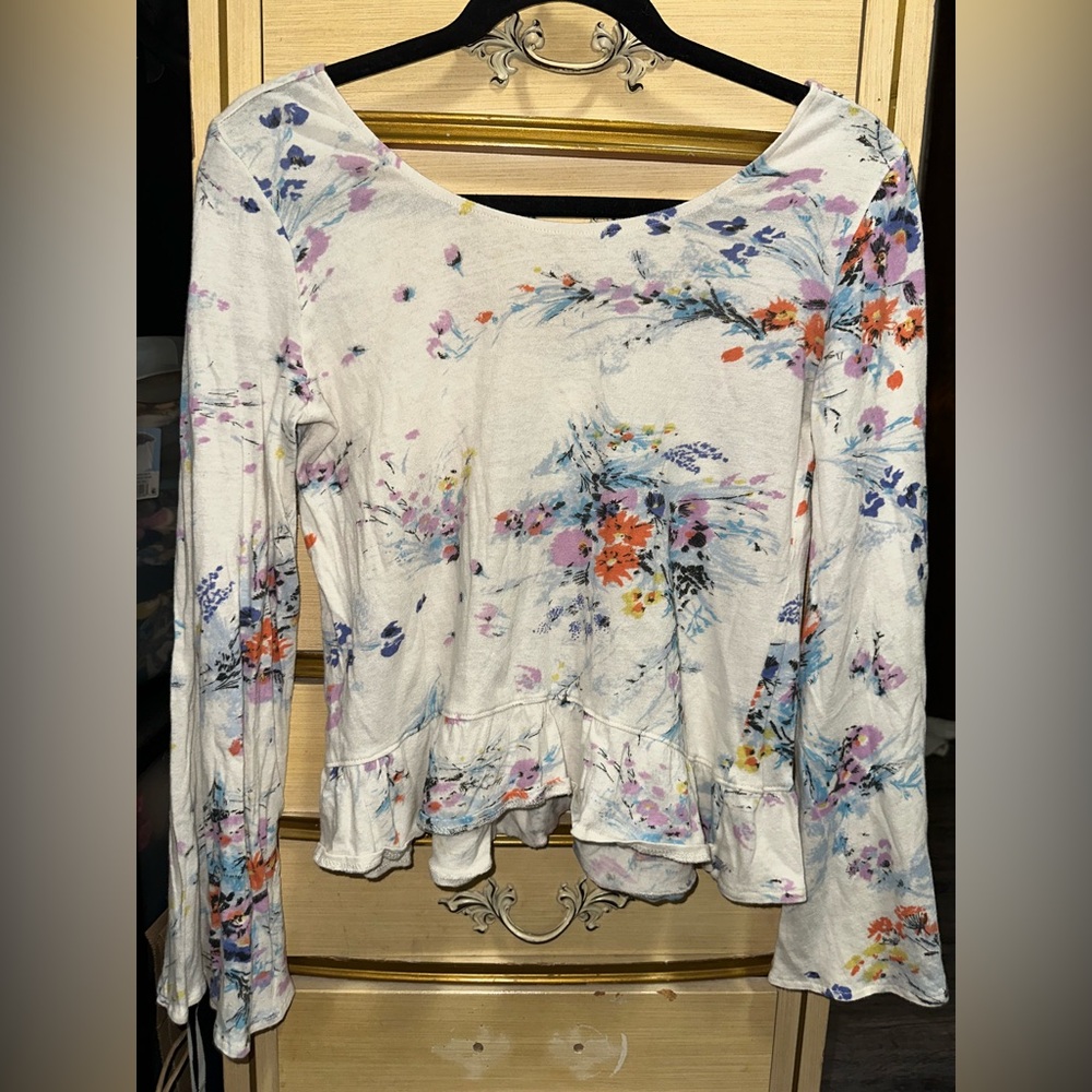 Billabong White Flowy Floral Long Bell Sleeve Off The Shoulder Top Size Small